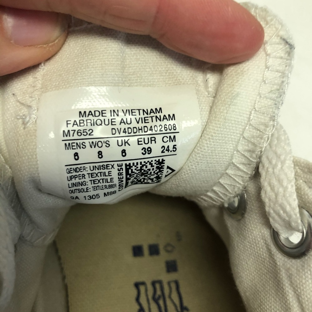 All Star Converse - Picture 7 of 9